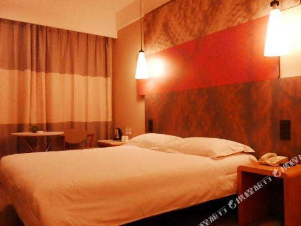 Ibis Nanchang Zhongshan Road Pedestrian Street Hotel Экстерьер фото